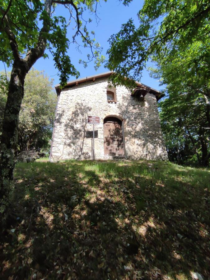 Villa la bottega del fabbro affitto breve Contigliano Esterno foto