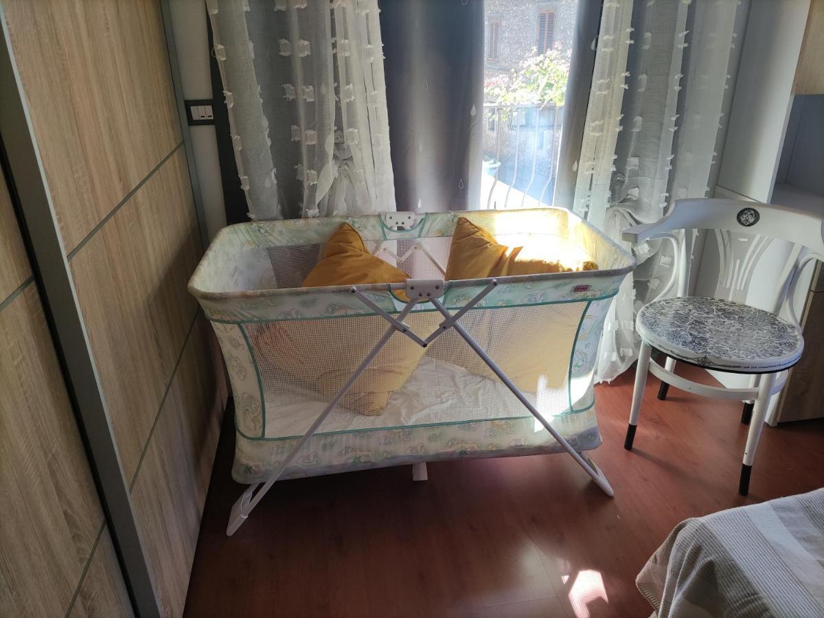 Villa la bottega del fabbro affitto breve Contigliano Esterno foto